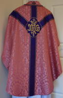 Rose Semi-Gothic Vestment